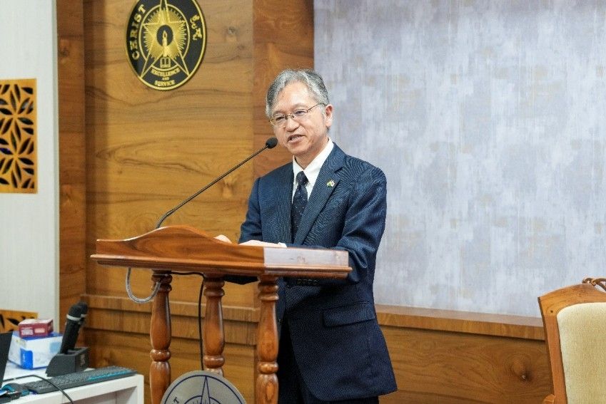 【August 12 ,2026】Consul General Nawata delivers a lecture at Christ University 